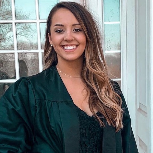 Meet your Posher, Kylee - Picture 1 of 1